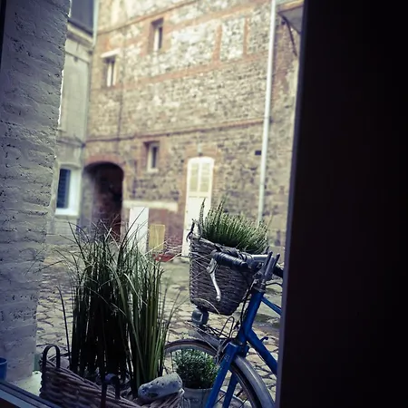 Quai N 10 * Saint-Valery-en-Caux